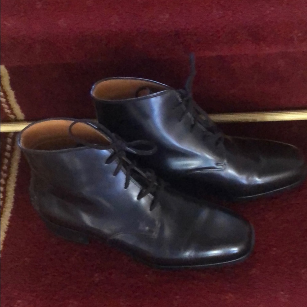 TOD’S LEATHER SHOES